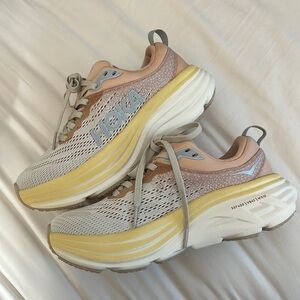 Hoka bondi 8 women’s size US 6